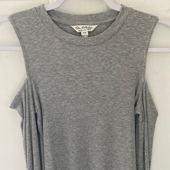 Miss Selfridge Cold Shoulder Gray Ribbed Bodysuit. Size 6 - Picture 1 of 7